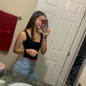 Meet your Posher, Dinoshka